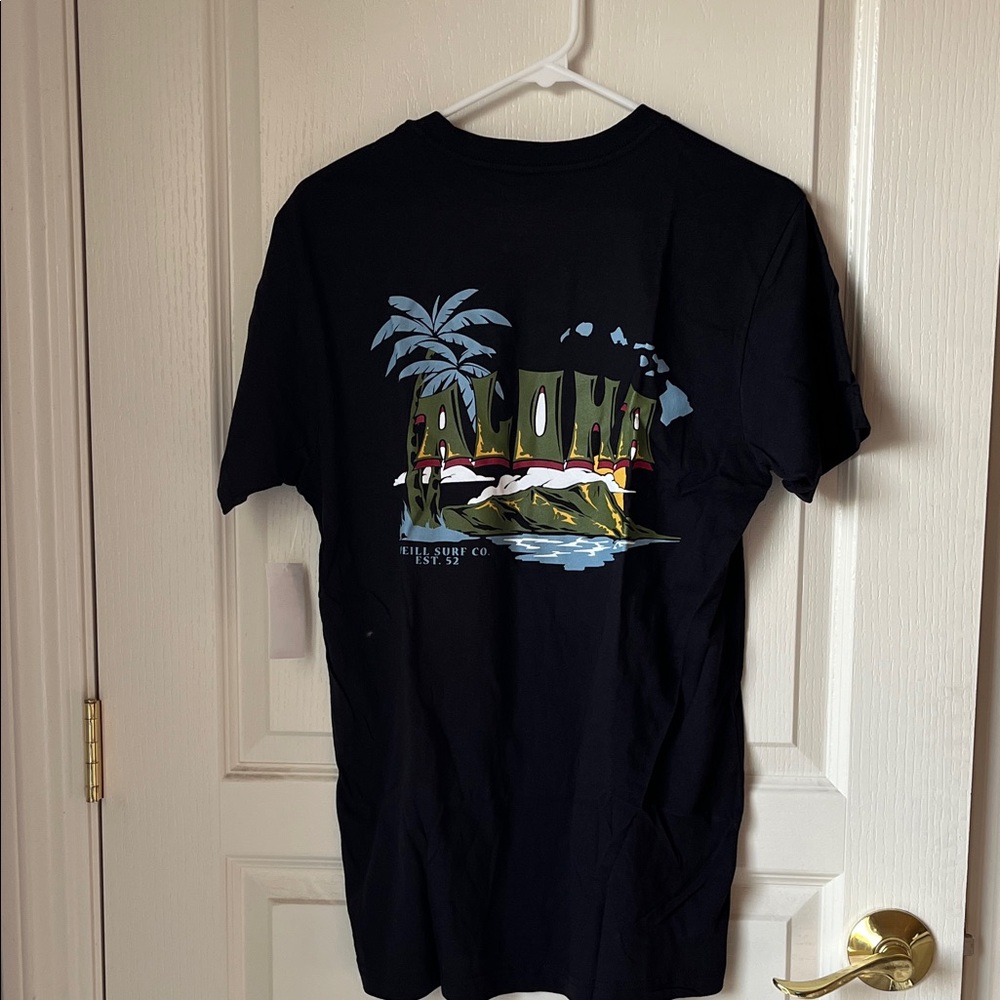 NWT O'Neill Mens Black Wetland Tee with Colorful Hawaii Graphic